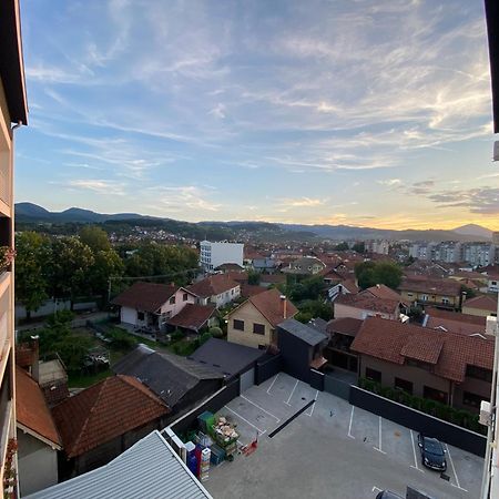 Cool Apartments With Free Parking Čačak エクステリア 写真