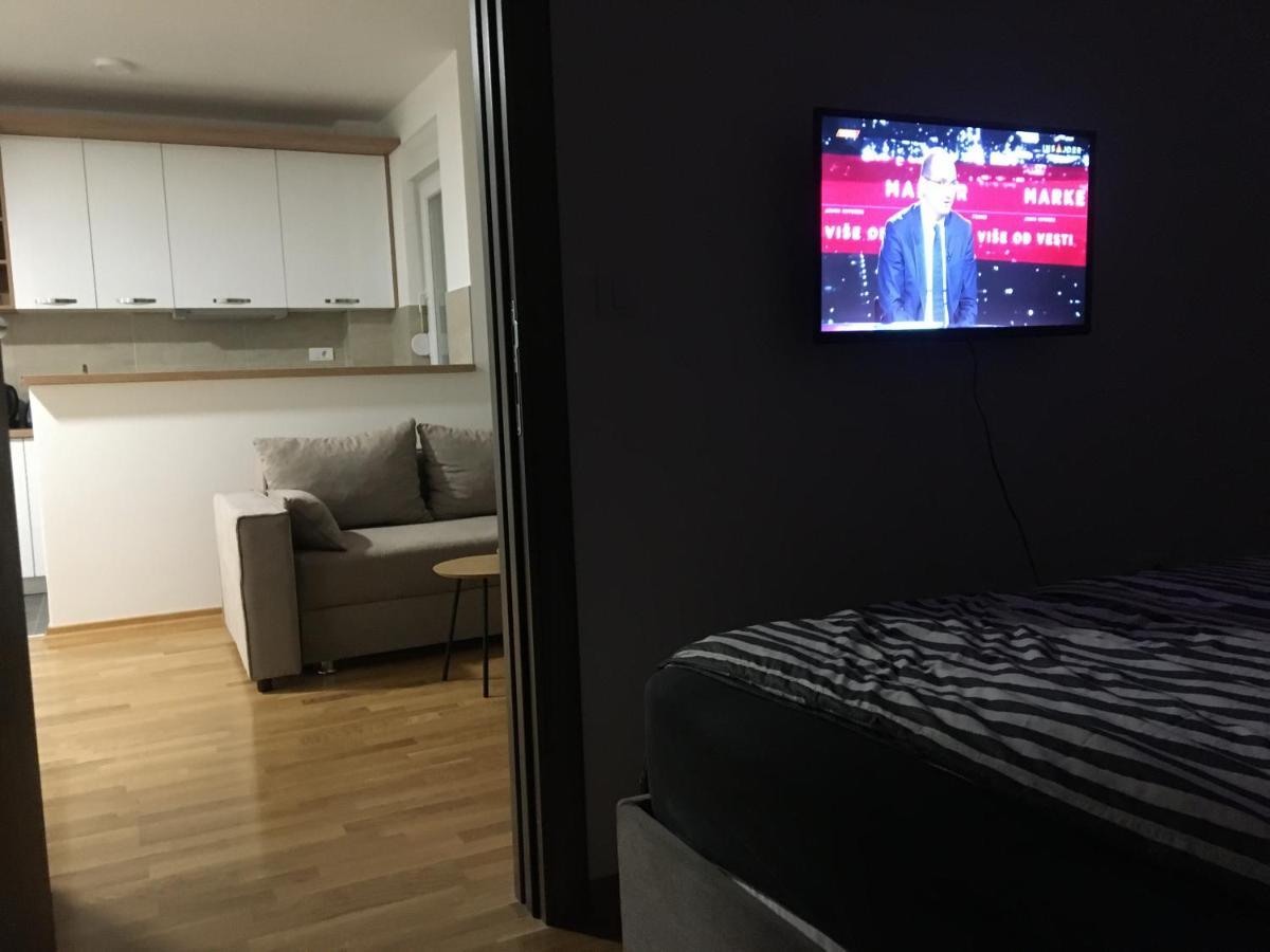 Cool Apartments With Free Parking Čačak エクステリア 写真