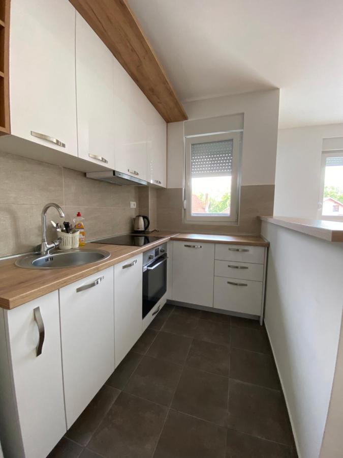 Cool Apartments With Free Parking Čačak エクステリア 写真