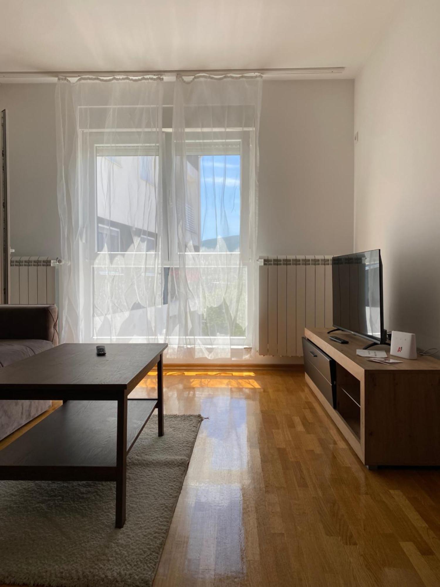 Cool Apartments With Free Parking Čačak エクステリア 写真